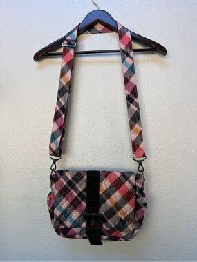 Lug harness crossbody bag